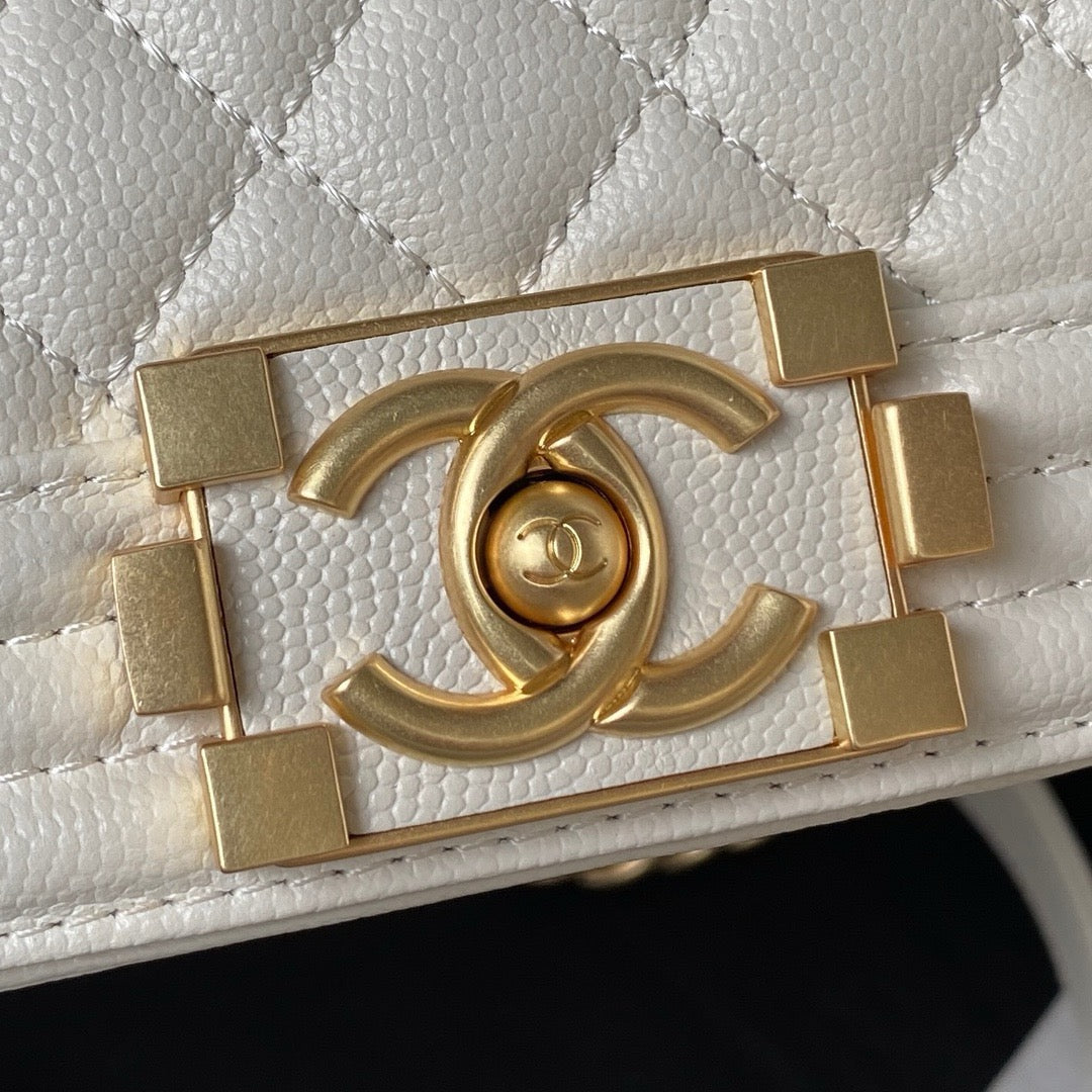 CC White & Gold Bag 25x18x8cm