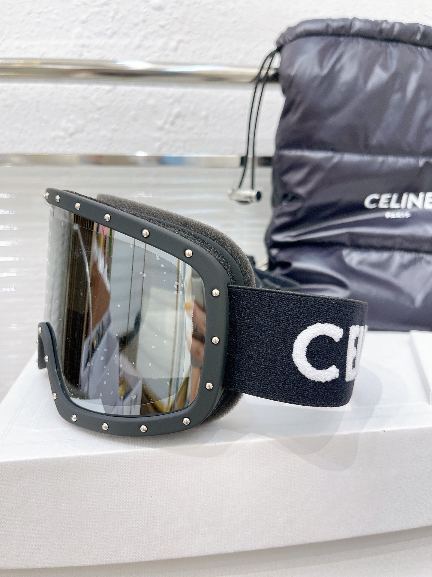 C Black Ski Goggles