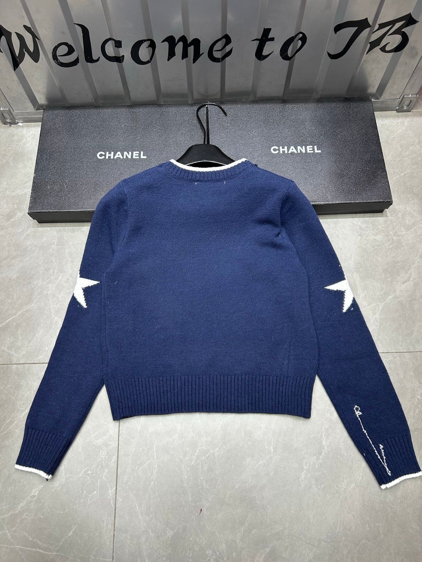 Navy / White Jumper